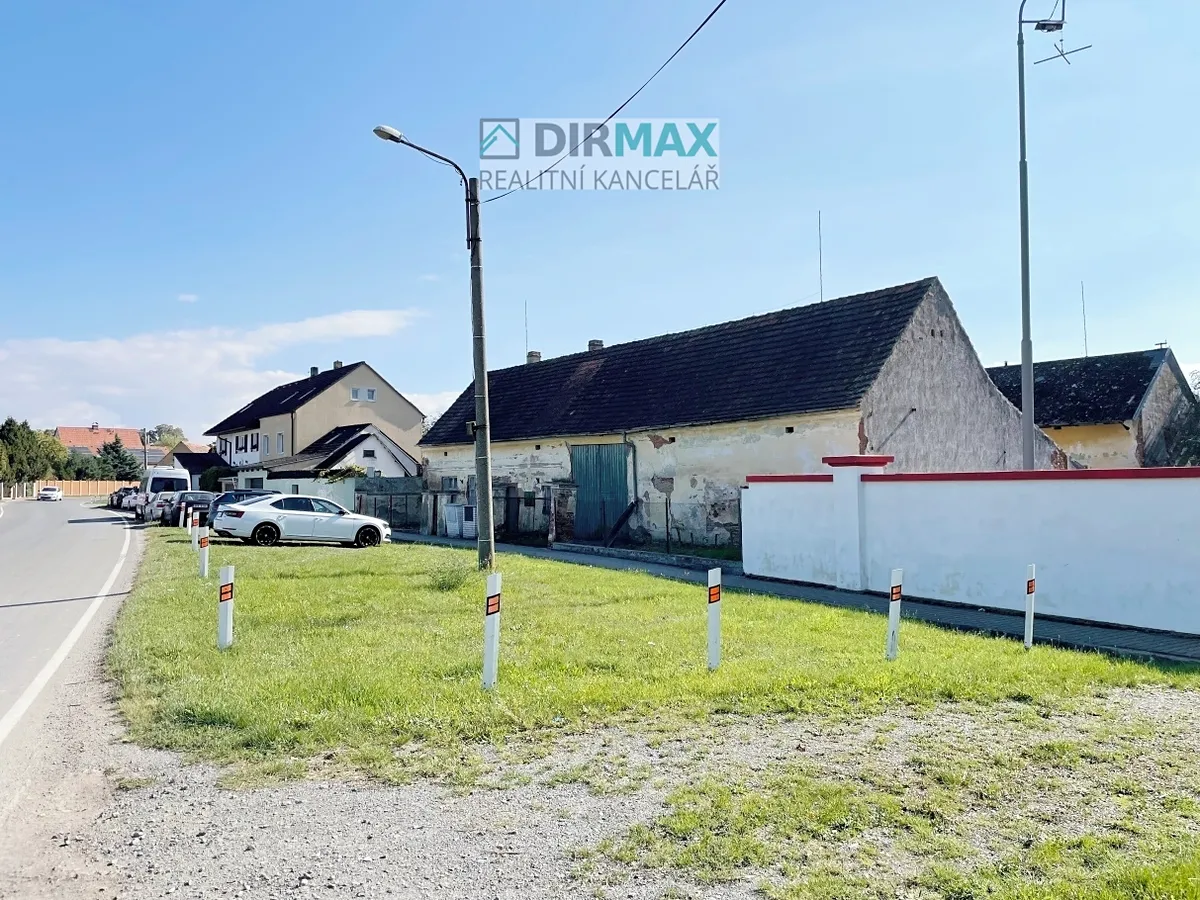 Prodej rodinného domu 665 m², pozemek 1210 m²
